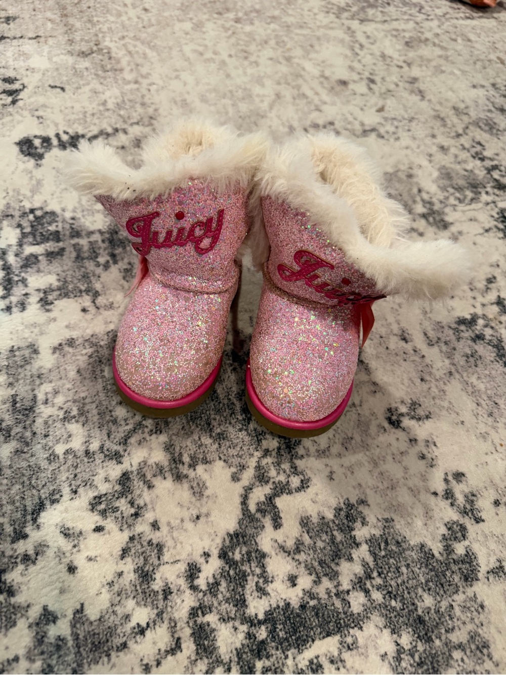 Juicy boots 7C
